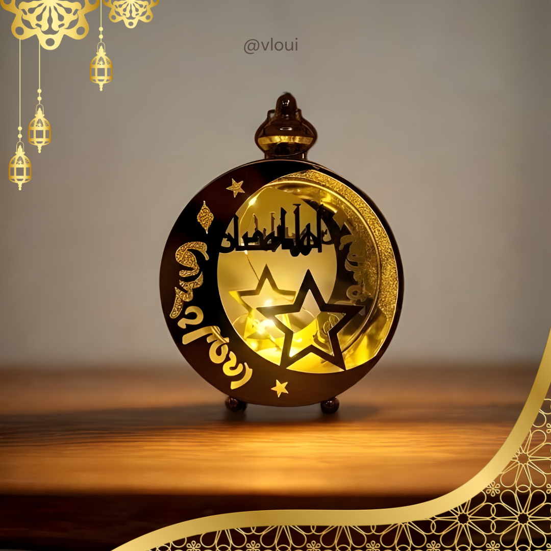 فانوس رمضان مضيء بتصميم القمر والنجوم